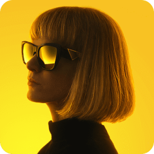 AI UX consultant Nelly Pourmehr